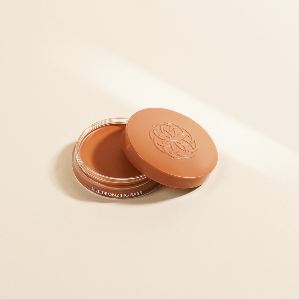 yensa SILK BRONZING BASE Sunlit Glow